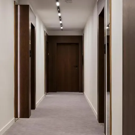 Apartament Wiszace Ogrody - Chmiel 12 *